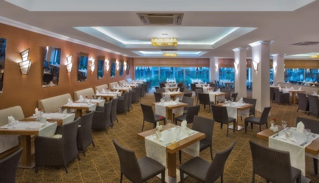 AKKA ALINDA HOTEL - Restaurace - DIVAN RESTAURANT