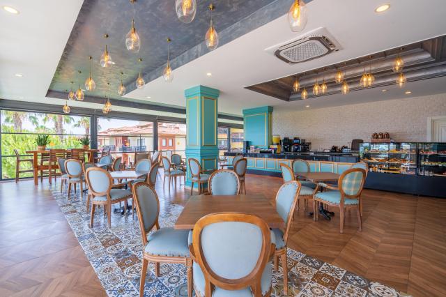 JUSTINIANO CLUB PARK CONTI - Bary - BON-BON