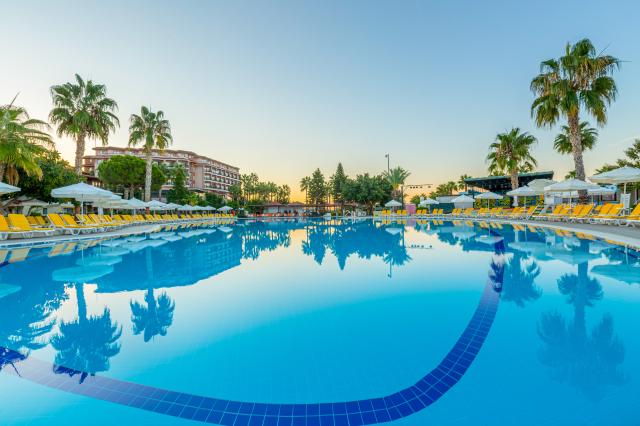 JUSTINIANO CLUB PARK CONTI - Bazény - Venkovní bazén