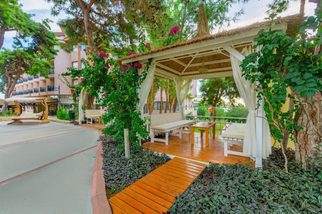 JUSTINIANO CLUB PARK CONTI - Obecné - Hlavní budova