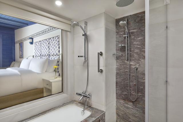 HILTON HURGHADA PLAZA - Pokoje - King Duplex Premium Sea View