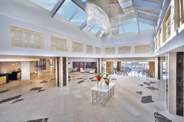 HILTON HURGHADA PLAZA - Obecné - Hlavní budova
