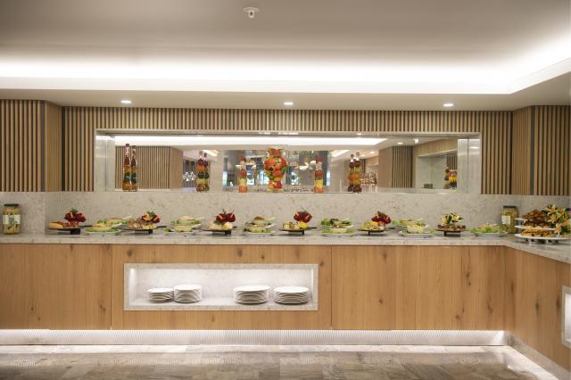 MIRAMARE BEACH HOTEL - Restaurace - Gussto Main Restaurant