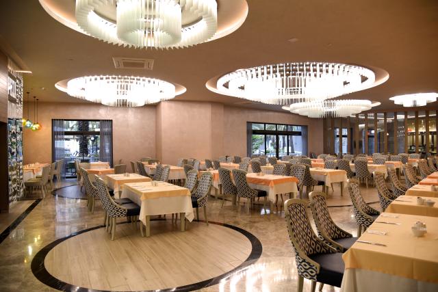 ROYAL WINGS HOTEL - Restaurace - ROYAL MAIN RESTAURANT