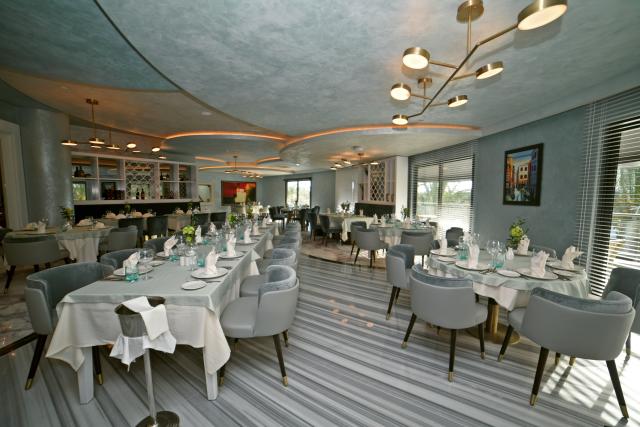 ROYAL WINGS HOTEL - Restaurace - OLIVE RESTAURANT