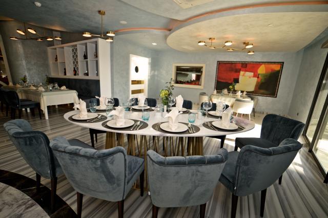 ROYAL WINGS HOTEL - Restaurace - OLIVE RESTAURANT