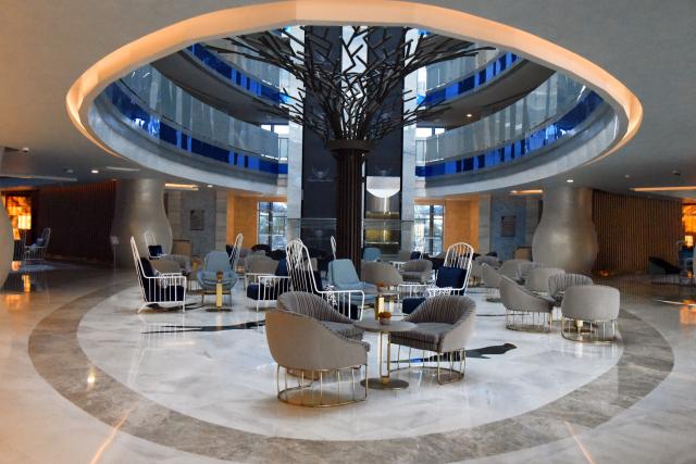 ROYAL WINGS HOTEL - Bary - PIANO LOBBY BAR