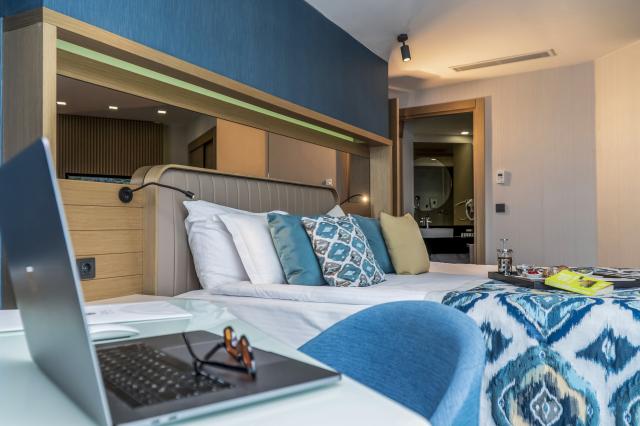 ROYAL WINGS HOTEL - Pokoje - JUNIOR SUITE