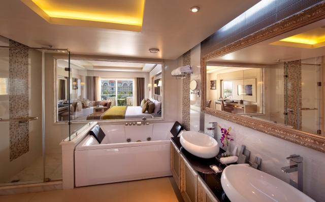 PREMIER LE REVE HOTEL & SPA (adults only 16+) - Pokoje - Jacuzz