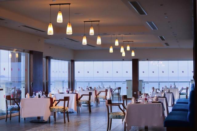 TROPITEL SAHL HASHEESH - Restaurace - DOLMA BAHÇE