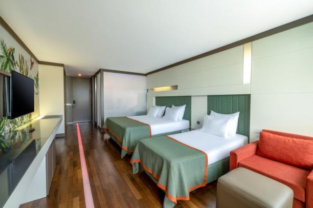 NIRVANA COSMOPOLITAN - Pokoje - CORAL ROOM