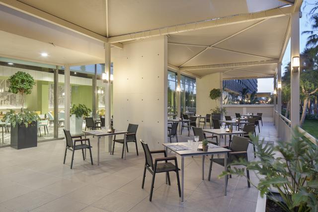 NIRVANA COSMOPOLITAN - Restaurace - ANTALYA RESTAURANT