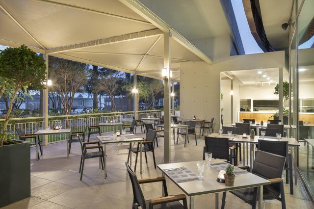 NIRVANA COSMOPOLITAN - Restaurace - ANTALYA RESTAURANT