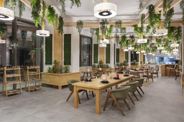 NIRVANA COSMOPOLITAN - Restaurace - CH'I