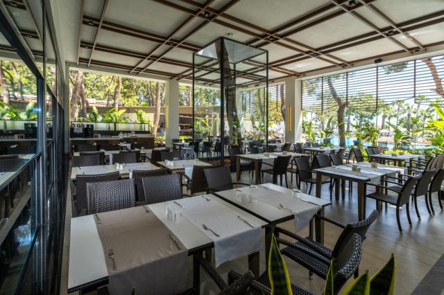 SEVEN SEAS HOTEL LIFE - Restaurace - MAIN RESTAURANT