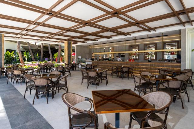 SEVEN SEAS HOTEL LIFE - Bary - POOL BAR