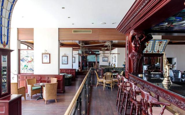 PALM ROYALE RESORT SOMA BAY - Bary - Johnny's bar