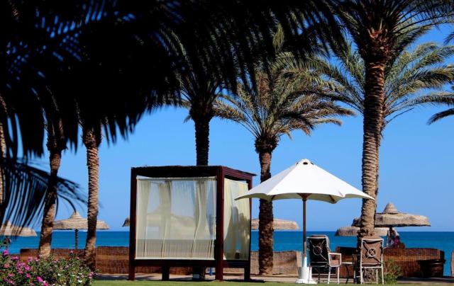 PALM ROYALE RESORT SOMA BAY - Pláž - Pláž