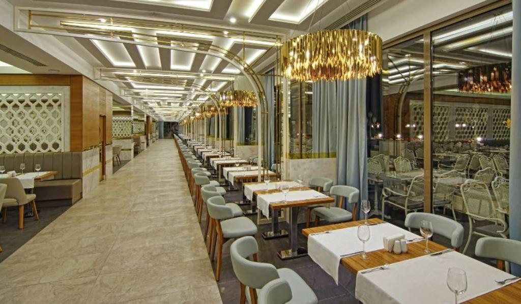 RAI PREMIUM TEKIROVA - Restaurace - MAIN RESTAURANT