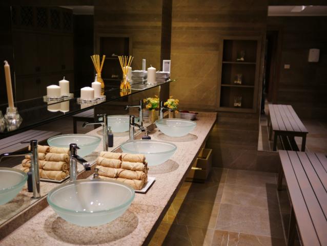 JAZ MAKADINA - Lázně - Lázně