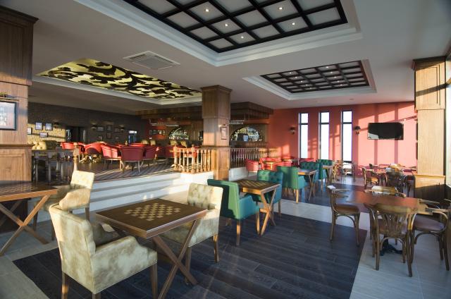 GYPSOPHILA HOLIDAY VILLAGE - Bary - Panorama Bar