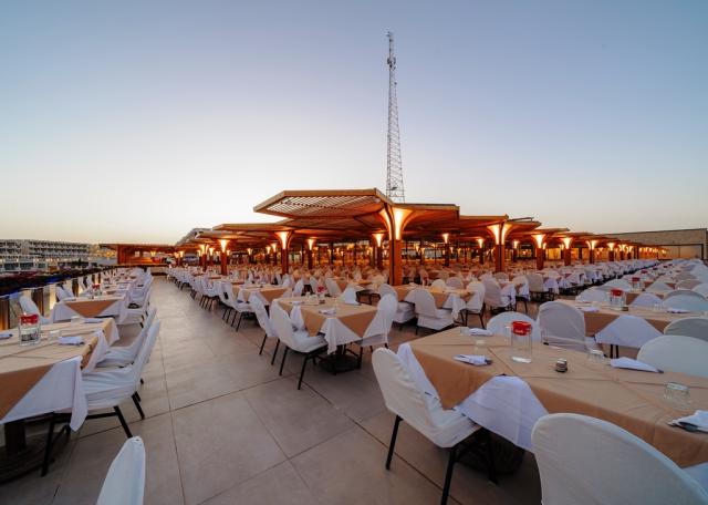 SIRENA BEACH RESORT & SPA - Restaurace - Restaurace