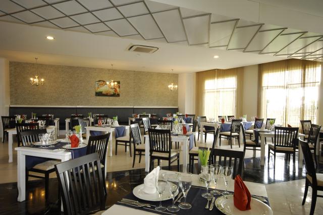 SEADEN SEA WORLD HOTEL RESORT & SPA - Restaurace - FAR EAST RES