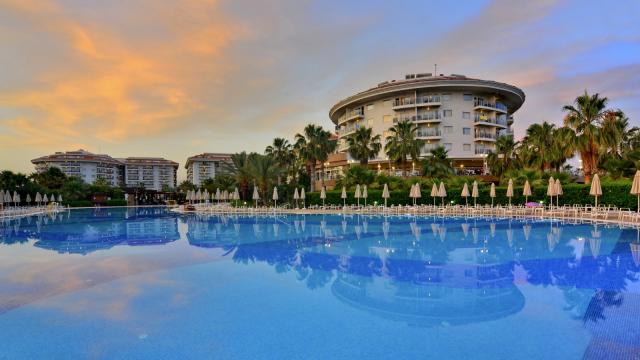 SEADEN SEA WORLD HOTEL RESORT & SPA - Bazény - Venkovní bazén