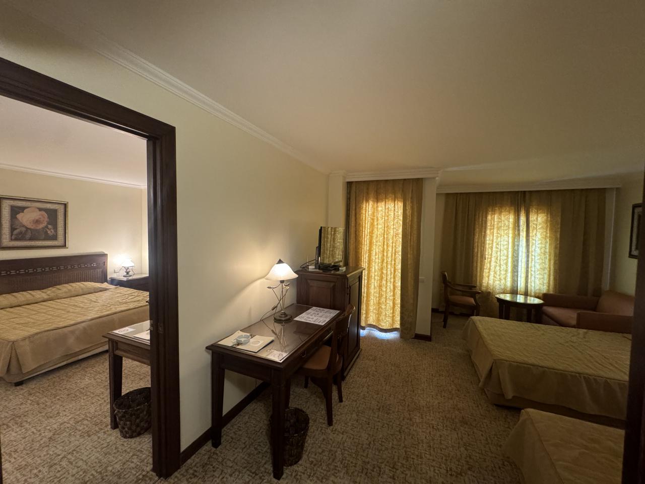 ANTIK GARDEN HOTEL - Pokoje - Hotel Family Room