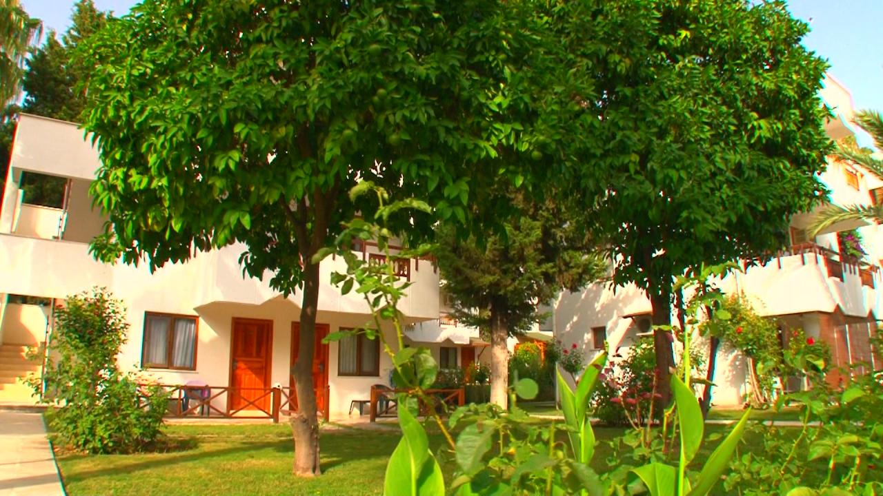 ANTIK GARDEN HOTEL - Obecné - Hlavní budova