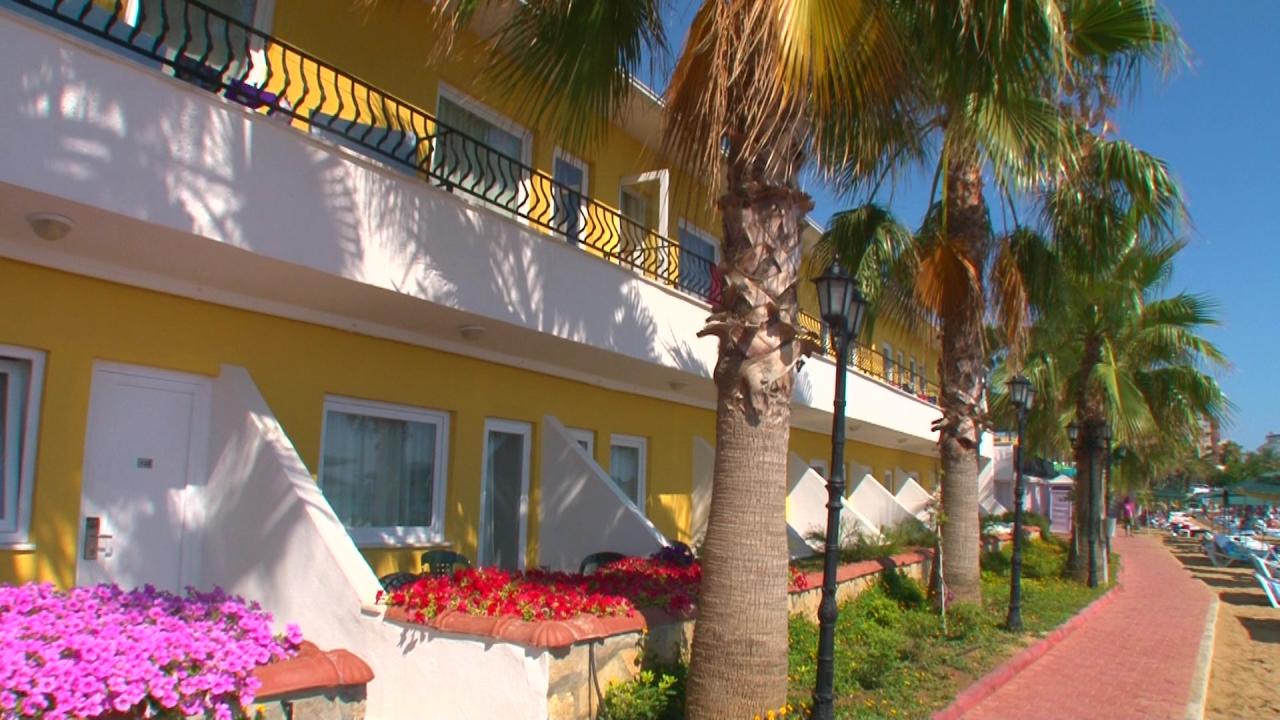 ANTIK GARDEN HOTEL - Obecné - Hlavní budova