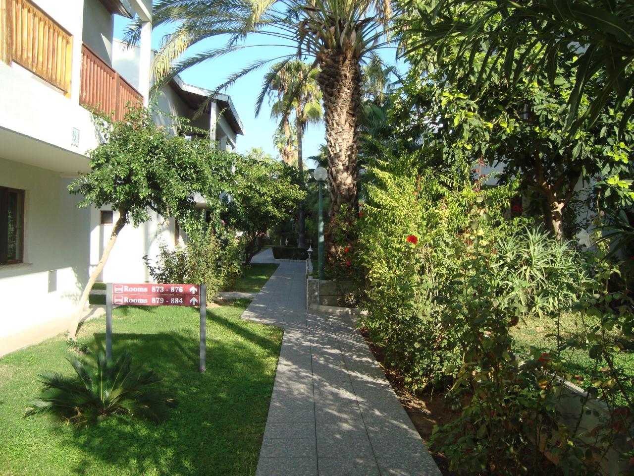 ANTIK GARDEN HOTEL - Obecné - Hlavní budova