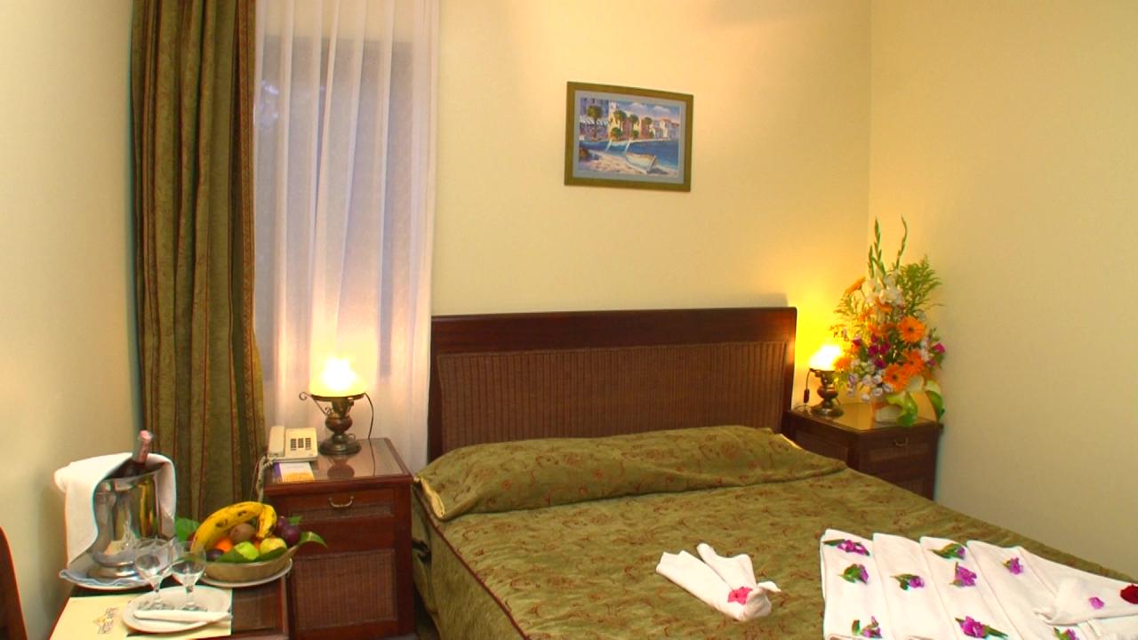 ANTIK GARDEN HOTEL - Pokoje - Garden Room