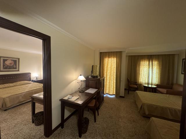 ANTIK GARDEN HOTEL - Pokoje - Hotel Family Room