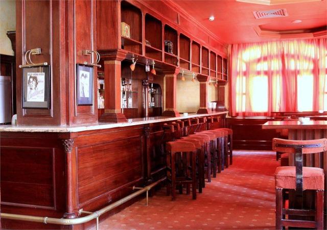 LE PACHA RESORT - Bary - lobby bar