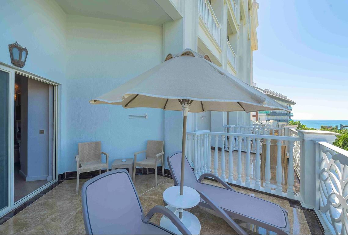 SIDE PREMIUM HOTEL - Pokoje - STANDARD ROOM WITH TERRACE