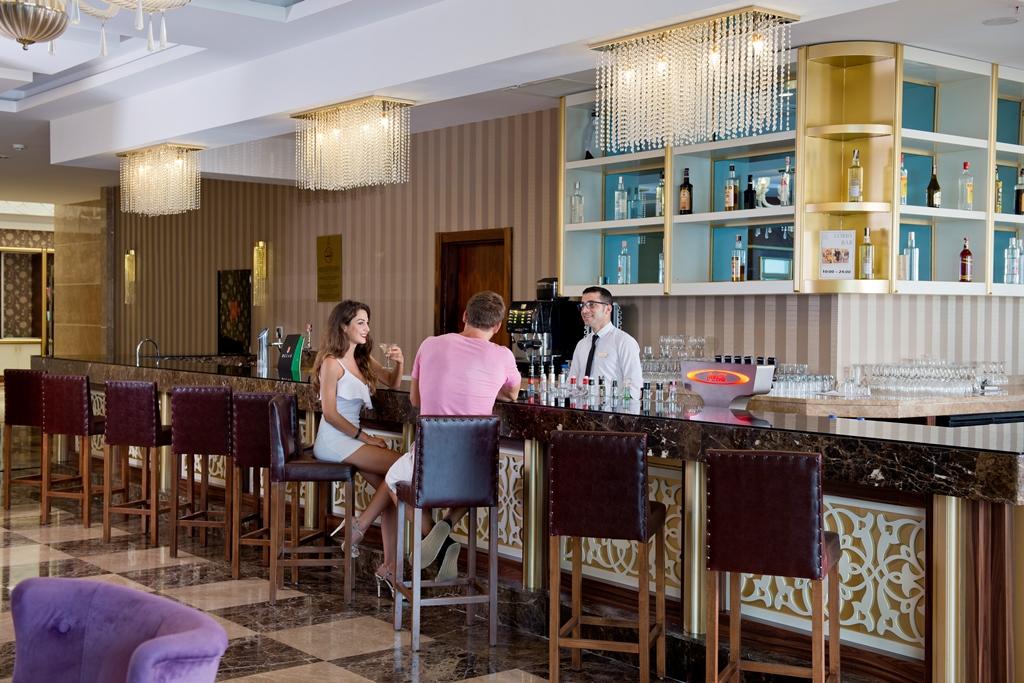 SIDE PREMIUM HOTEL - Bary - LOBBY BAR