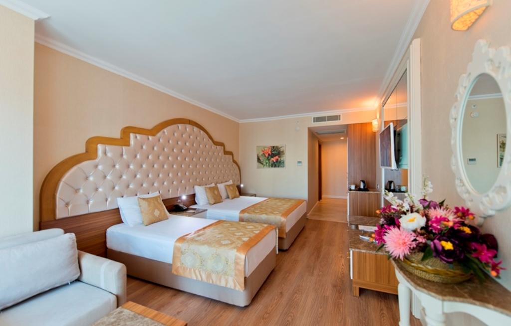 SIDE PREMIUM HOTEL - Pokoje - STANDARD ROOM WITH BALCONY