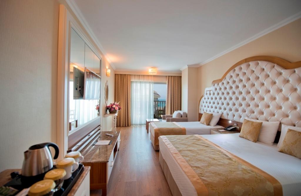 SIDE PREMIUM HOTEL - Pokoje - STANDARD ROOM WITH BALCONY