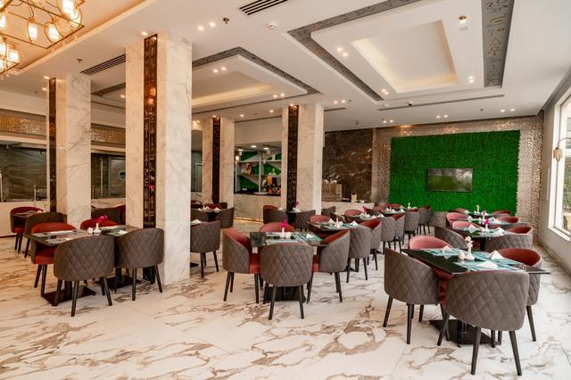 SPHINX AQUA PARK BEACH RESORT - Restaurace - Memphis Restaurant