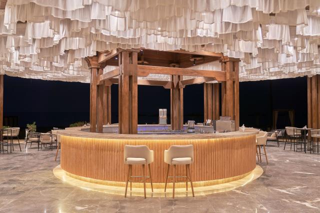 TRUE BEACH RESORT - Restaurace - SALT :international bar : Vill