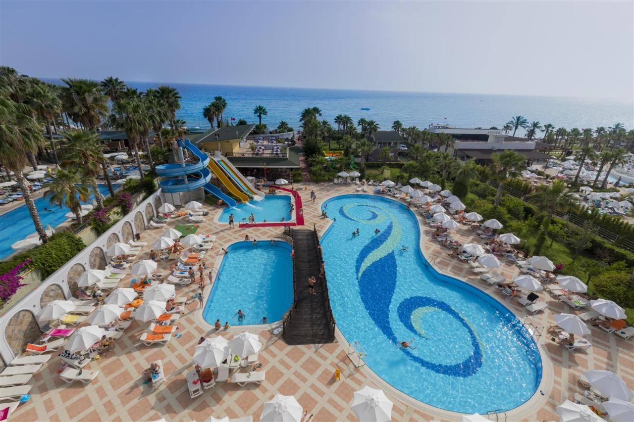 Holiday Garden Resort