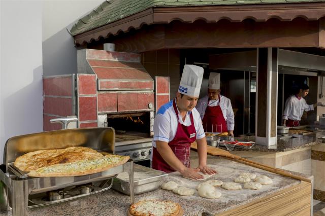 HOLIDAY GARDEN RESORT - Restaurace - MAIN RESTAURANT