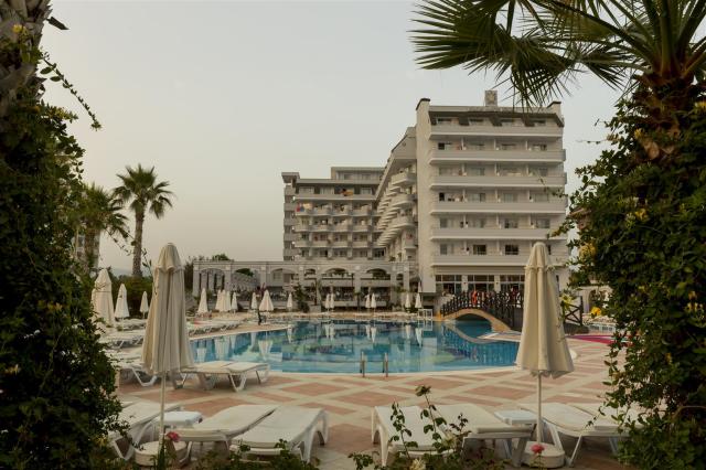 HOLIDAY GARDEN RESORT - Obecné - Hlavní budova