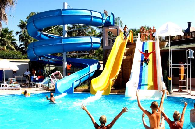 HOLIDAY GARDEN RESORT - Vodní park - Vodní park