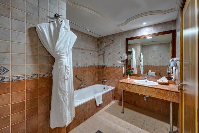 SAHARA BEACH RESORT & SPA - Pokoje - EXECUTIVE SUITE
