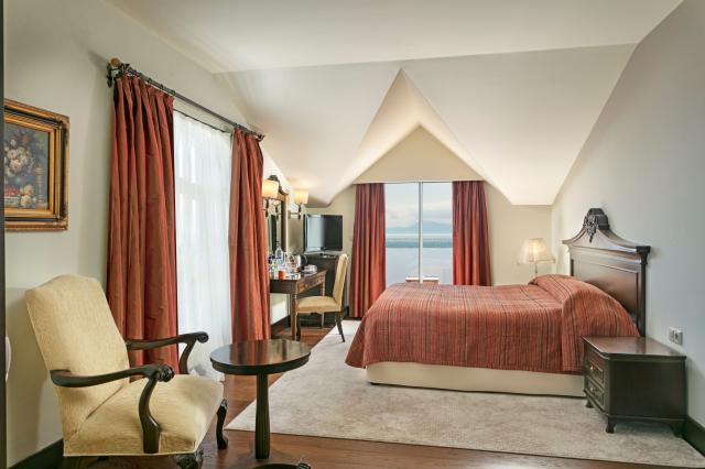 DOBEDAN BEACH RESORT COMFORT - Pokoje - ROYAL SUITE