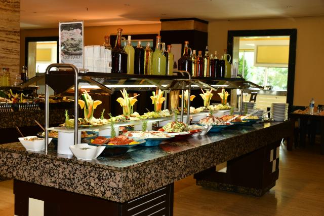 CRYSTAL ADMIRAL RESORT SUITES&SPA - Restaurace - ADMIRAL RESTAU
