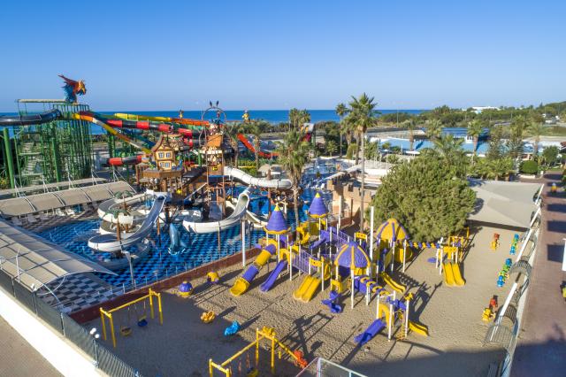 CRYSTAL ADMIRAL RESORT SUITES&SPA - Miniklub - Miniklub