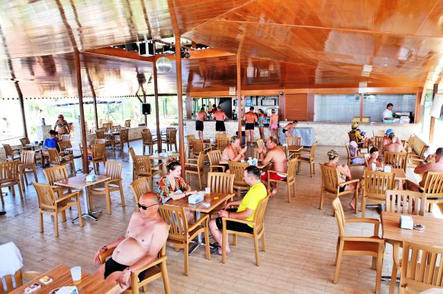 CARETTA RELAX HOTEL - Restaurace - Beach -Snack Bar